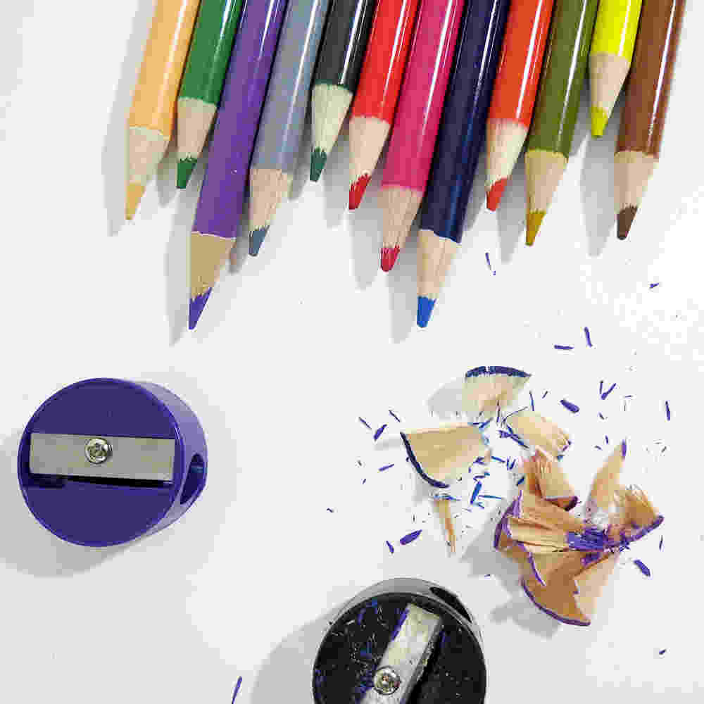 색연필, 어떤 걸로 깎는 게 좋을까? 연필깎이 VS 칼